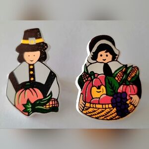 Thanksgiving Pilgrims Brooch - Set Of 2 Pins